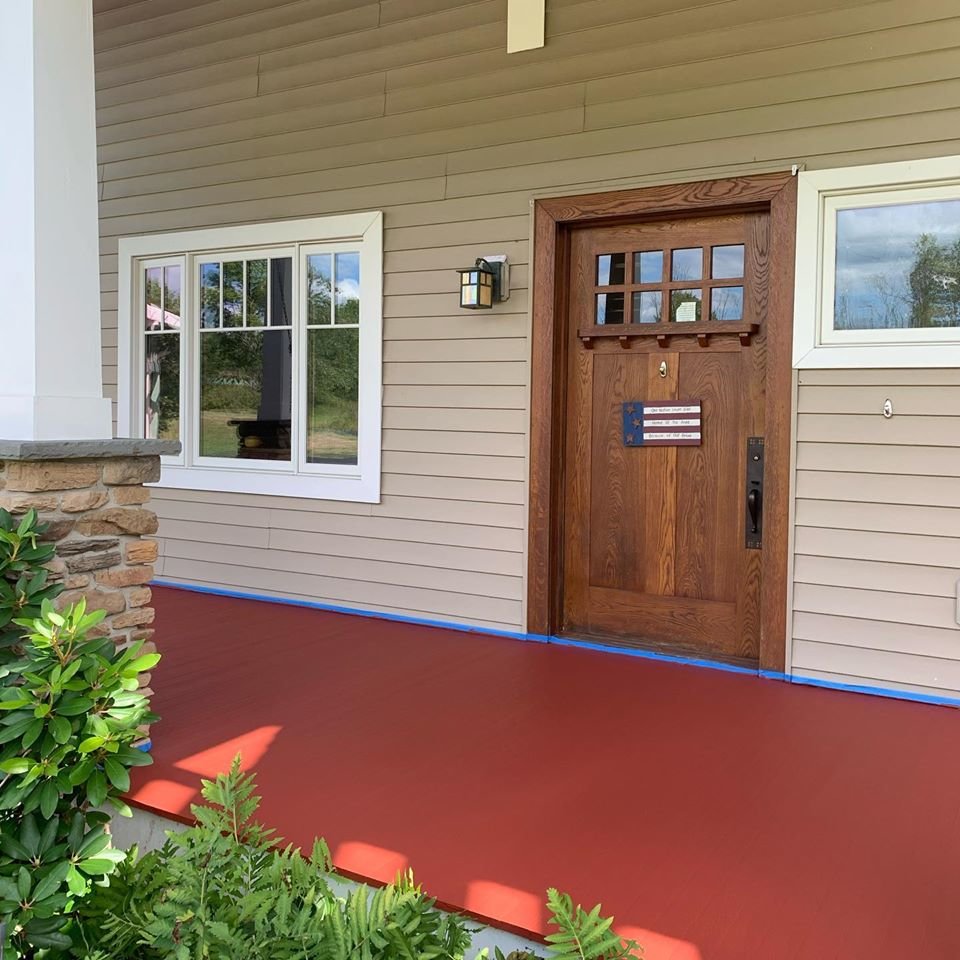 Porch 2.jpg