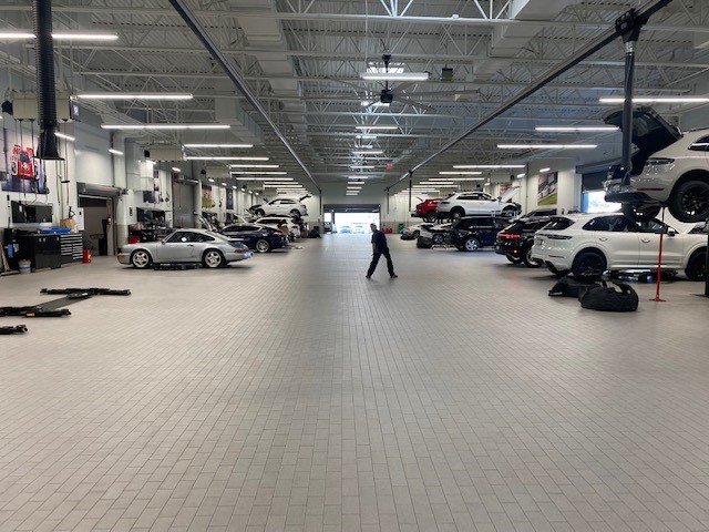PORSCHEONTARIO.jpg