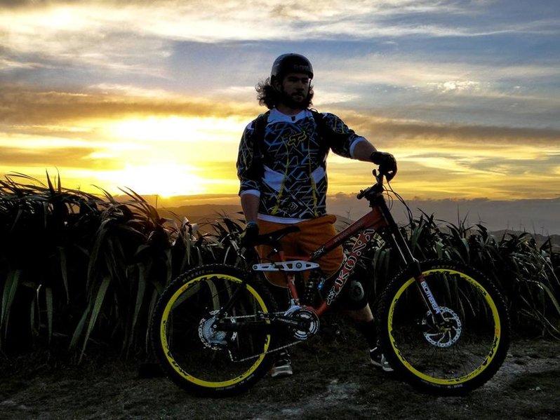 Portrait Sunset Makara.jpg