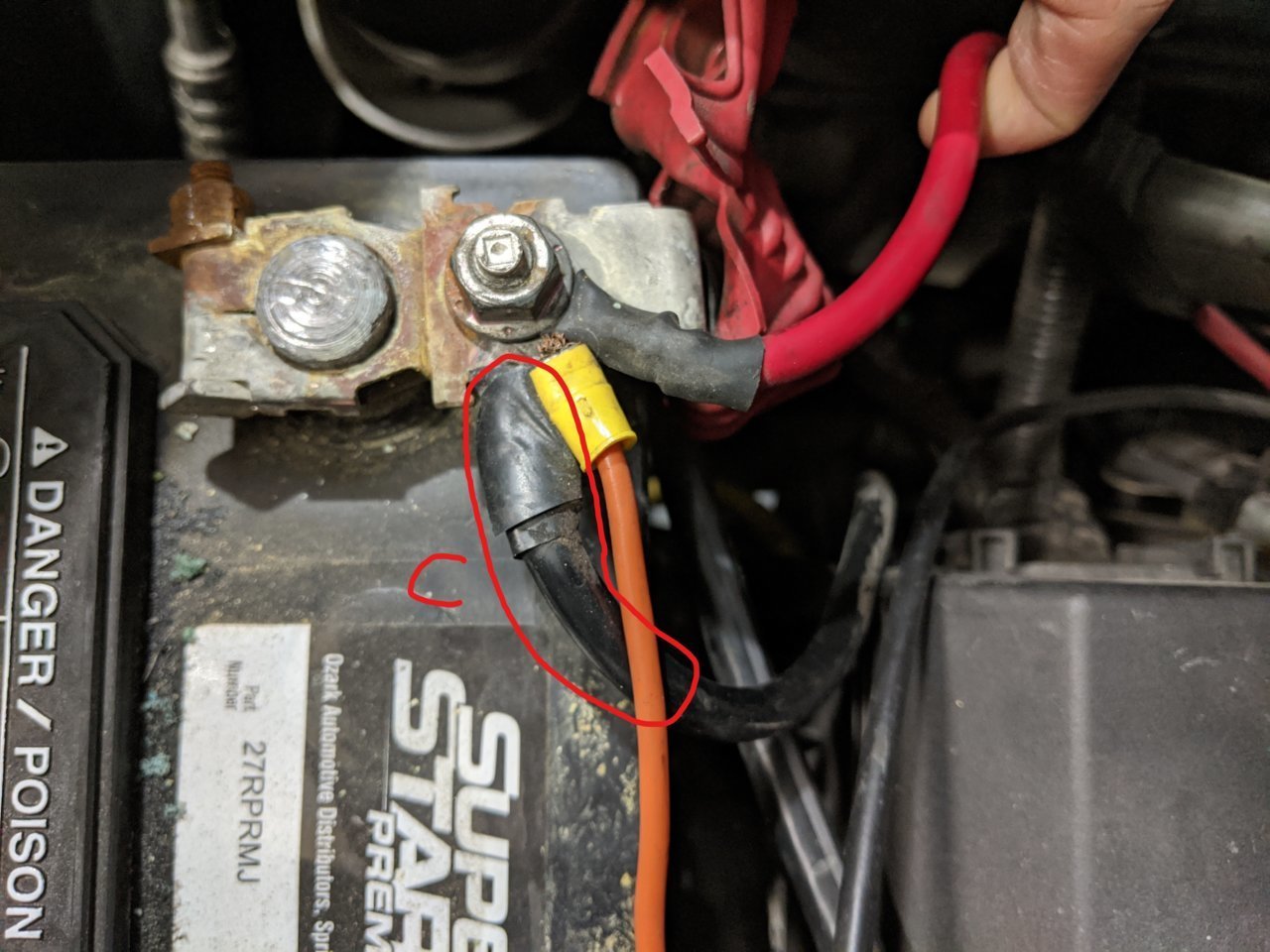 Positive-Terminal-Fuse-Box_9e57f9a1a9c5b4c75af38c21de89b0385eb3ae44.jpg
