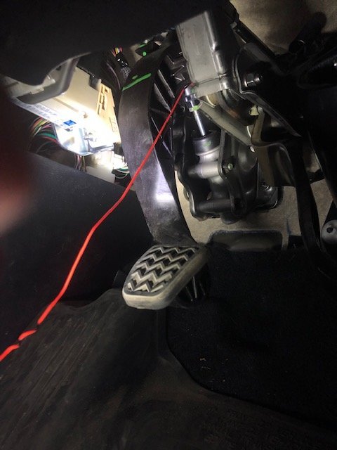 Power wire near clutch.jpg