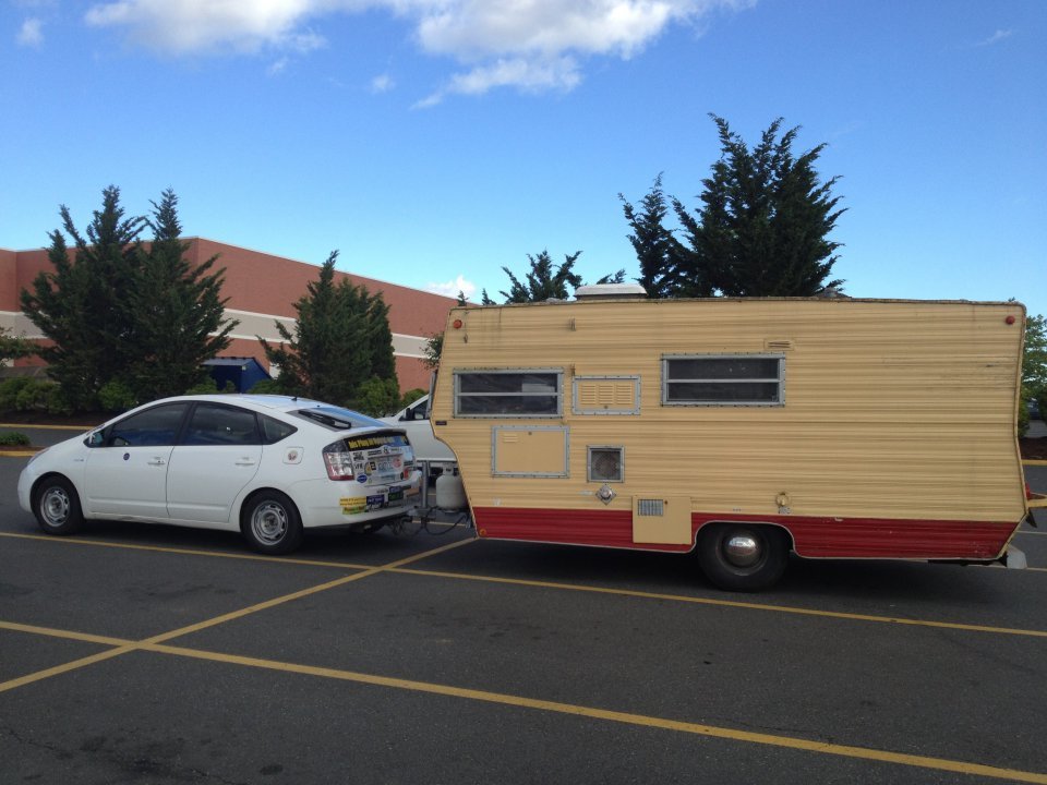 prius tow.jpg