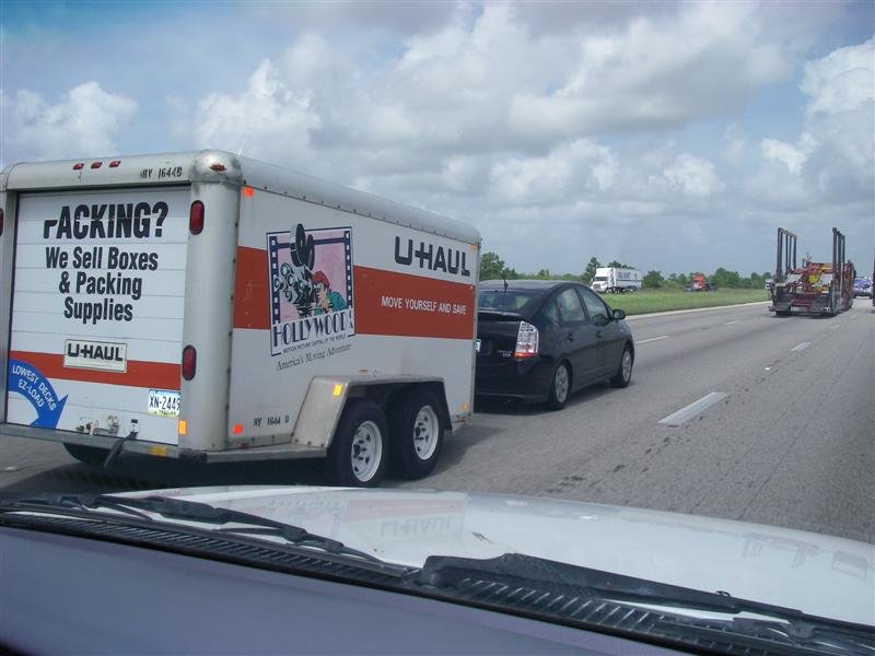 prius towing.jpg