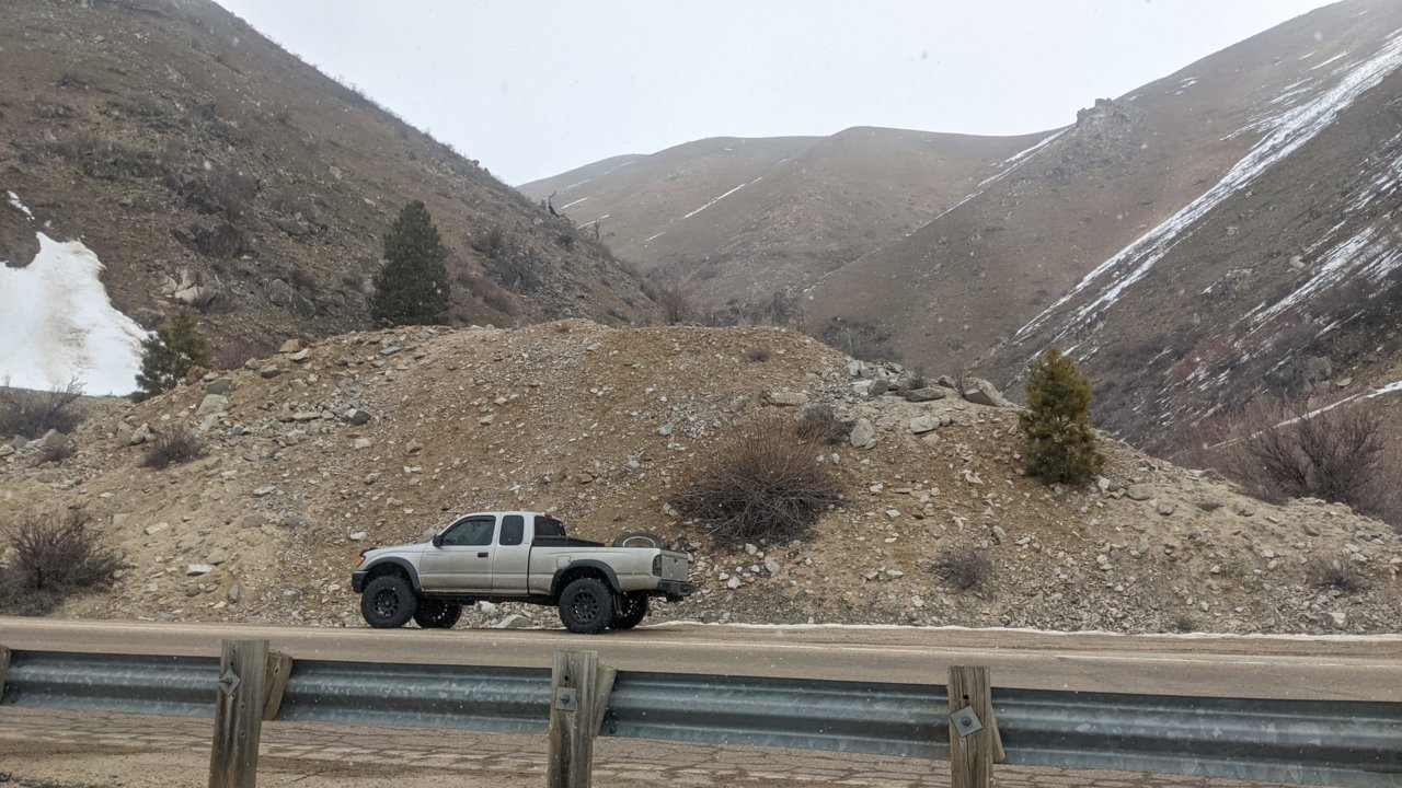 PXL_20220220_184406044.jpg