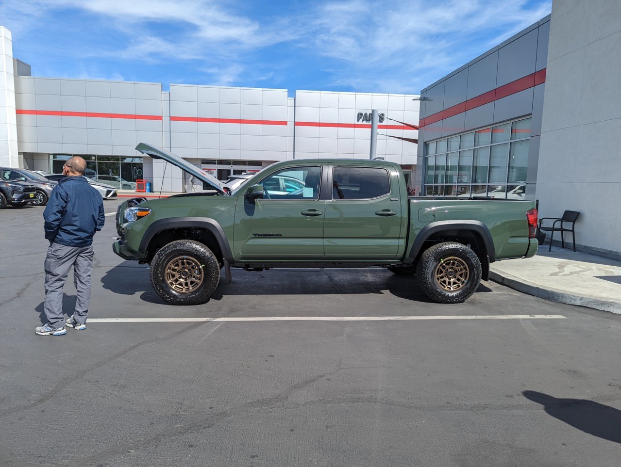 PXL_20220227_201918769.jpg