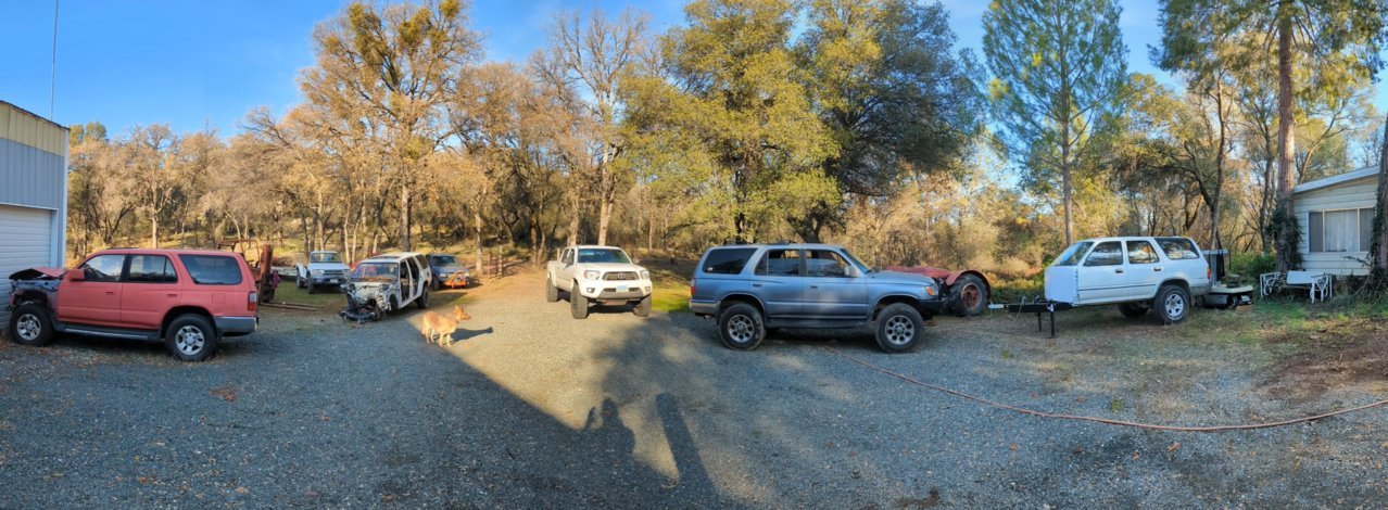 PXL_20221218_221543116.PANO.jpg