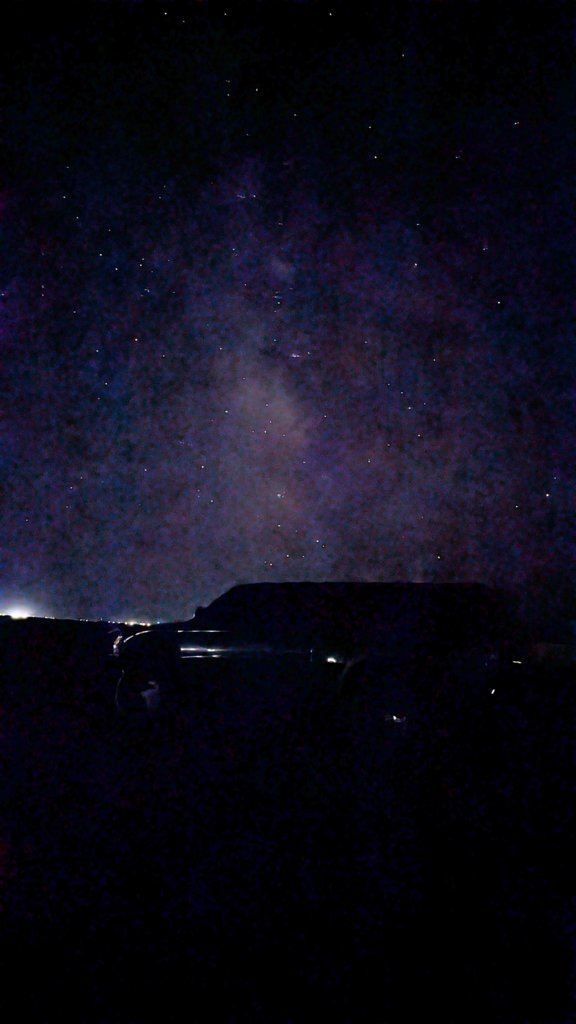 PXL_20240829_041748666.NIGHT~2.jpg