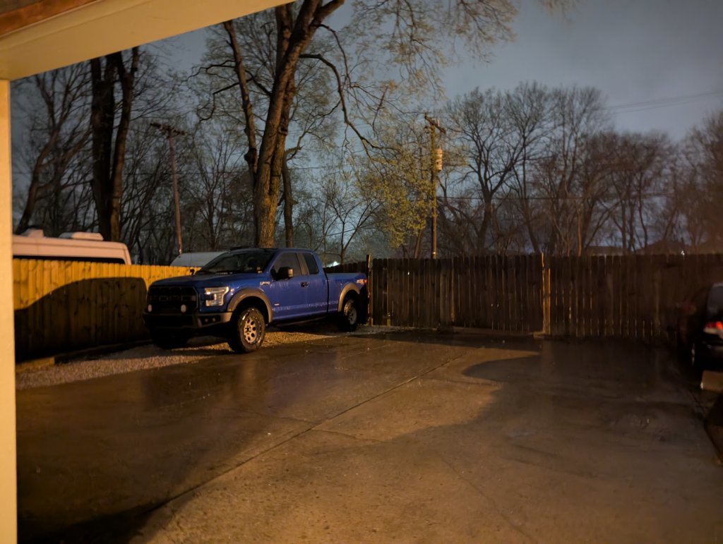 PXL_20250402_104850555.NIGHT.jpg