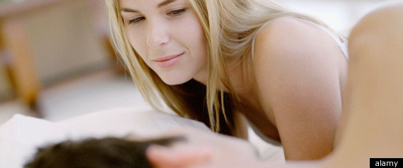 r-HOOKUP-MEANING-large570.jpg