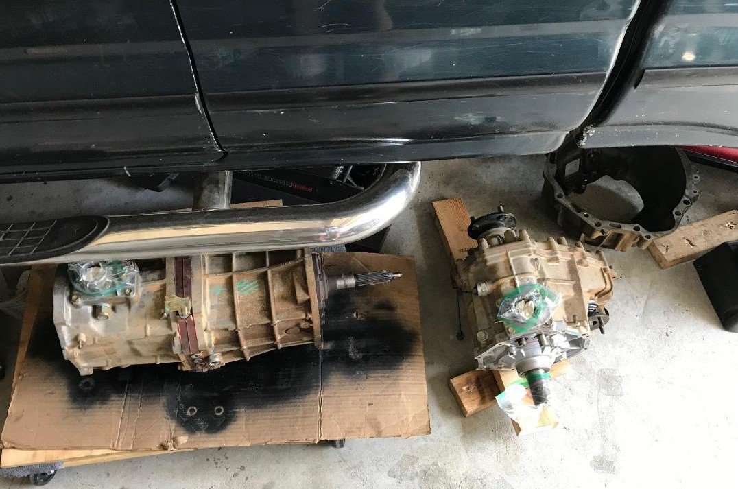 R150F tranny and xfer case.jpg