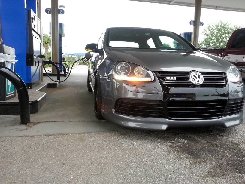 R32.jpg