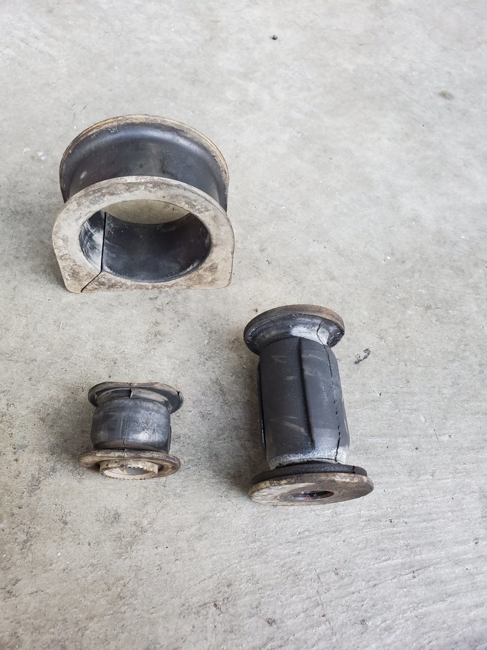 rack bushings 2 (1).jpg