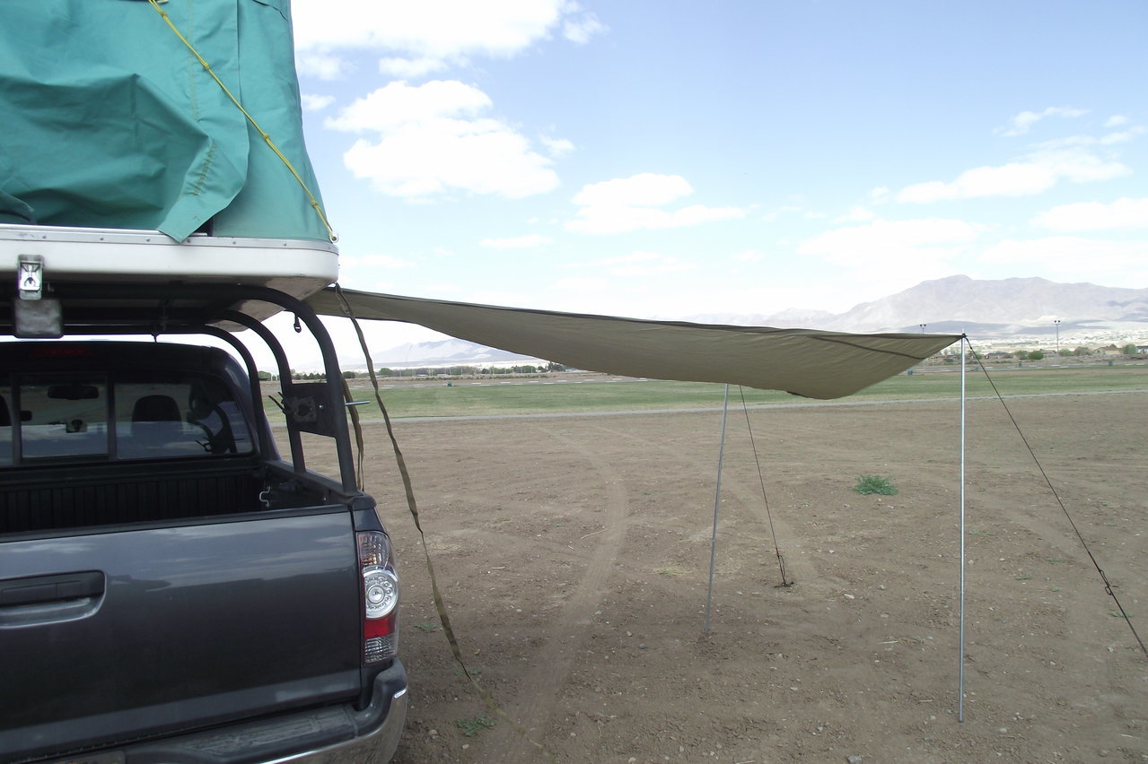 Rack-RTT-Awning%20(7)_db71e24baea81b112f265106a56380a964814b81.jpg