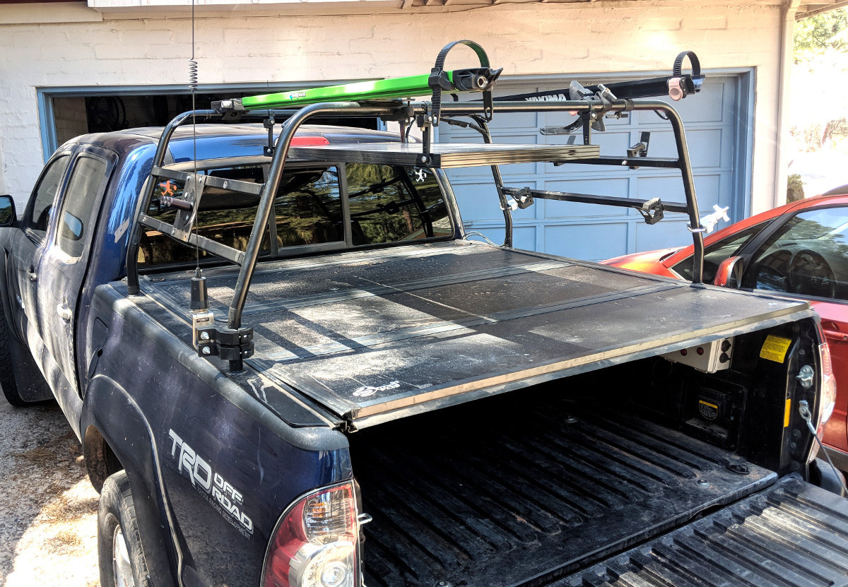 rack w solar panel and antenna.jpg