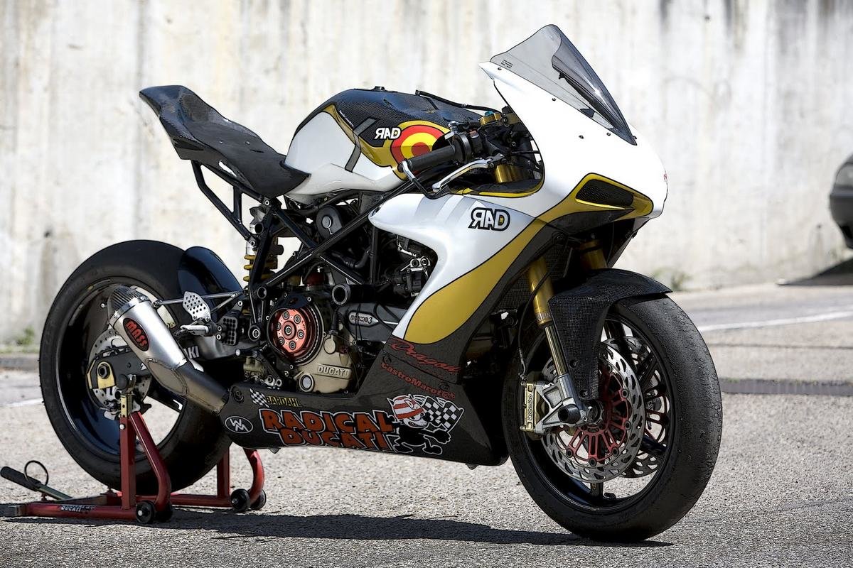 radical-ducati-rad02-4.jpg