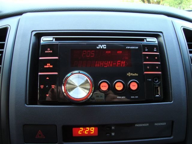 radio 003.jpg
