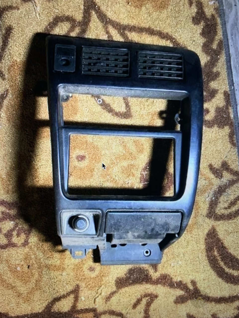 radio,hvac bezel.jpg