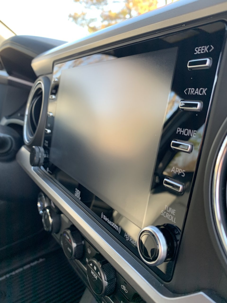radio knob.jpg