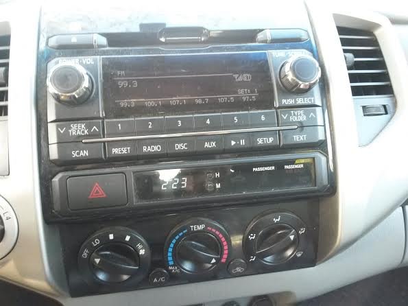 radio_in_truck_zpsxriquox8.jpg