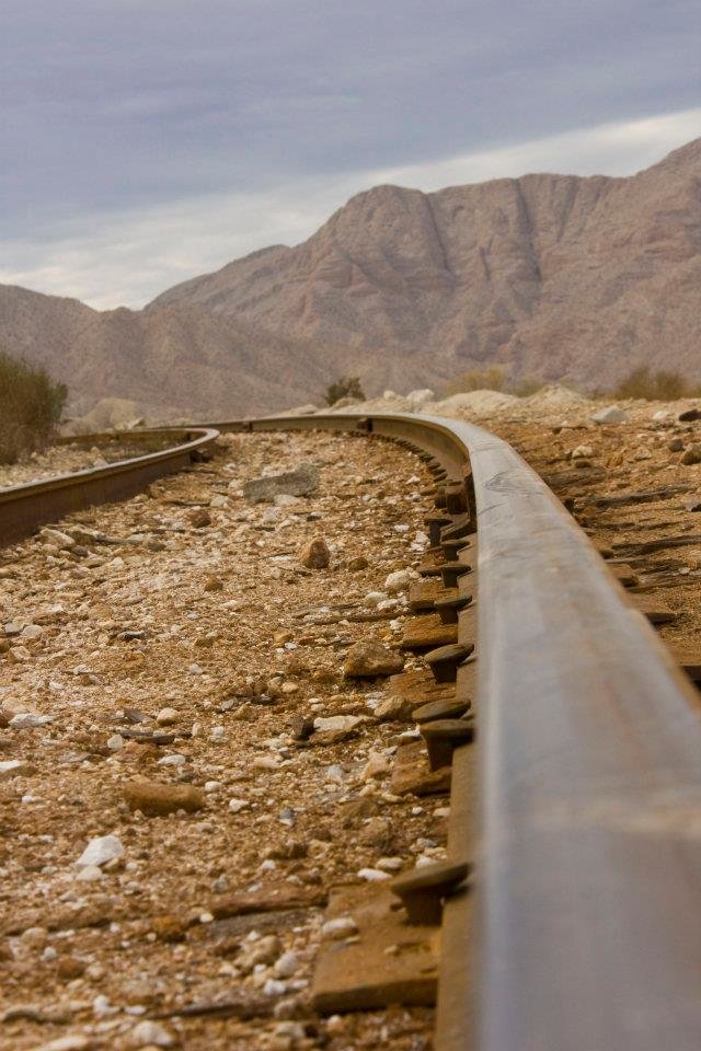 Railroad_52a4ddf66bf25bea77a5a177827d213251e1869d.jpg