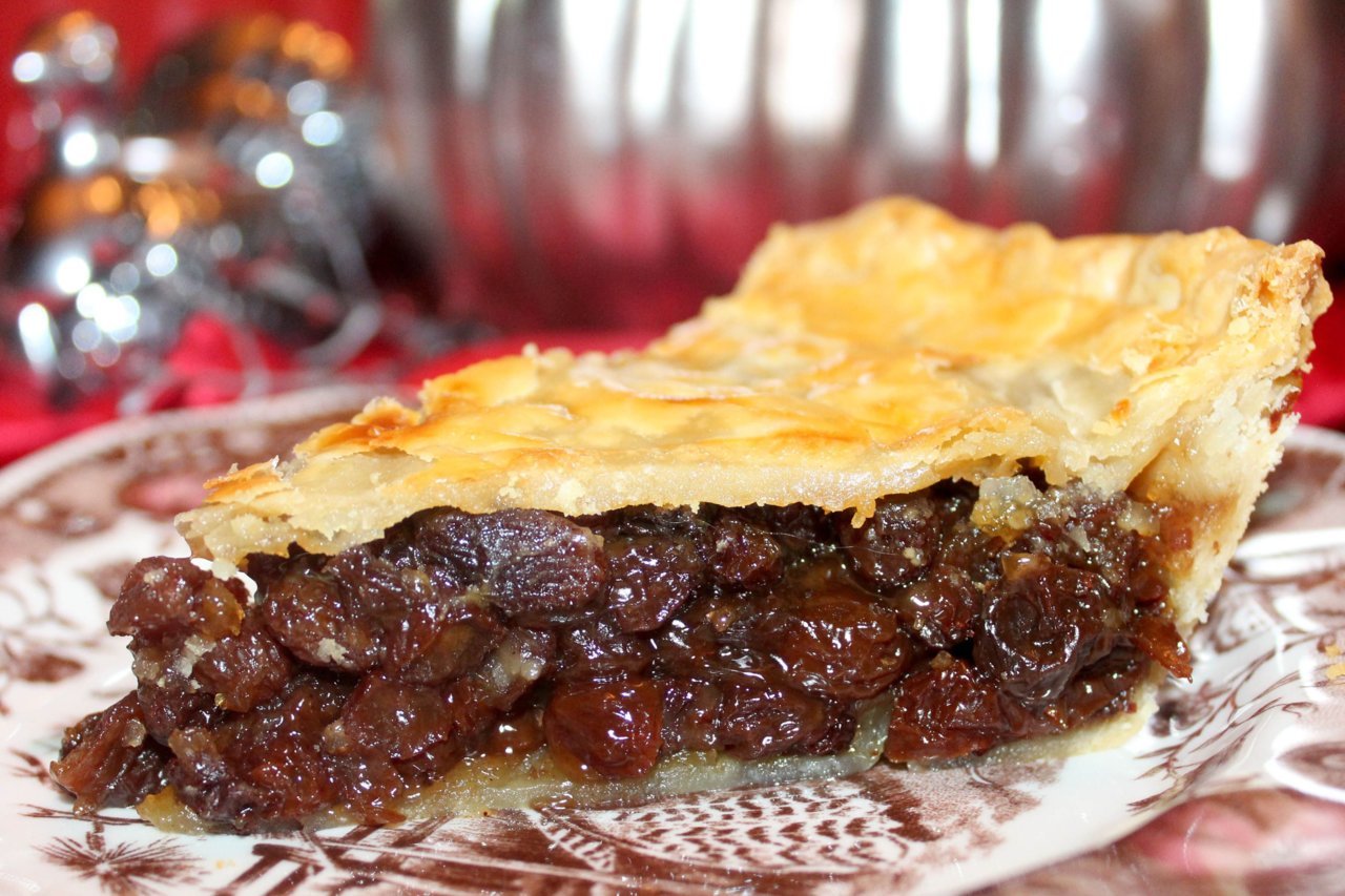 Raisin-pie-slice_1.jpg