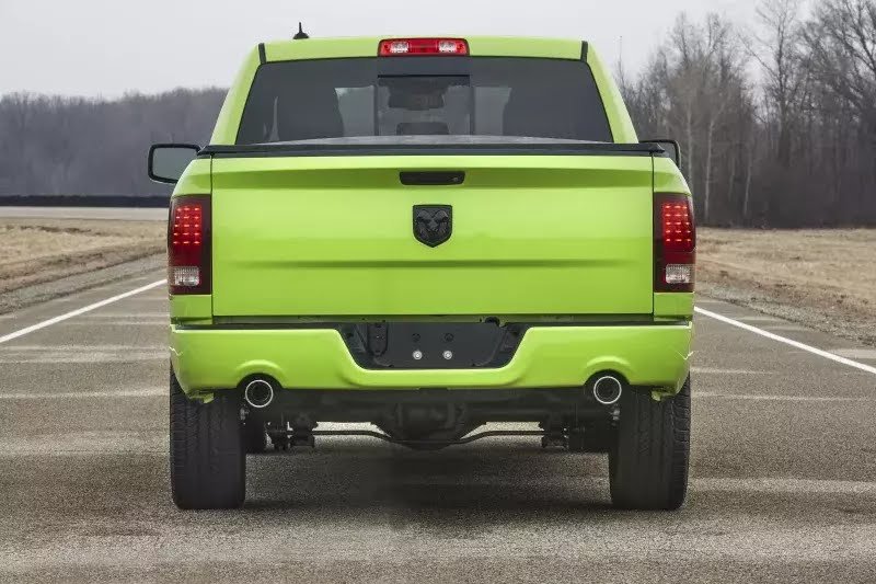 ram-1500-sublime-spo-6_800x0.jpg