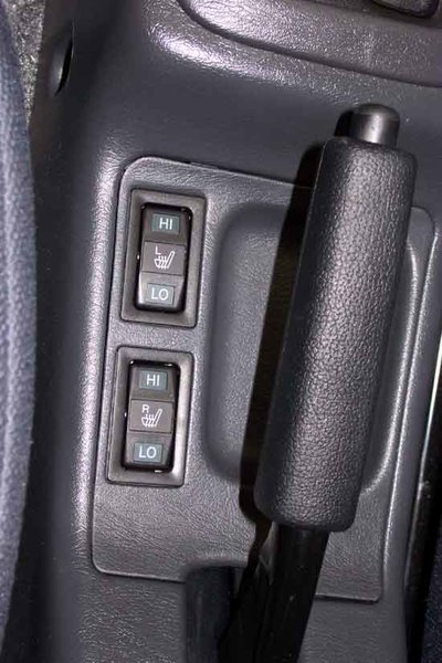 rav_seat_heater.jpg