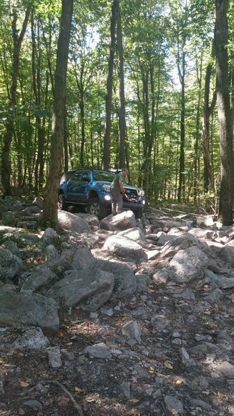 RC 0925 Black Trail Winching B.jpg