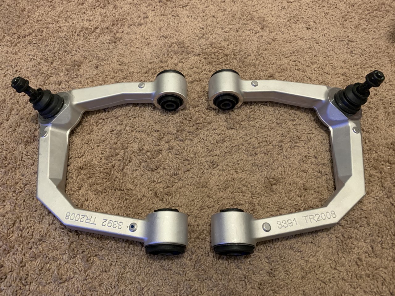 RC_74201A_02.jpg
