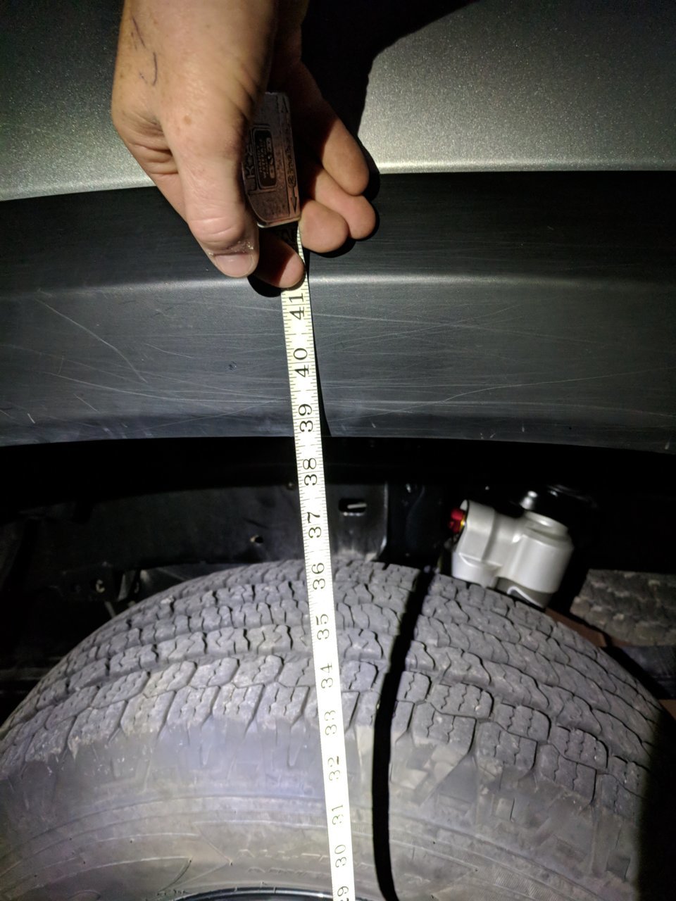 Rear Height with Falcons - centerline, stock tires.jpg
