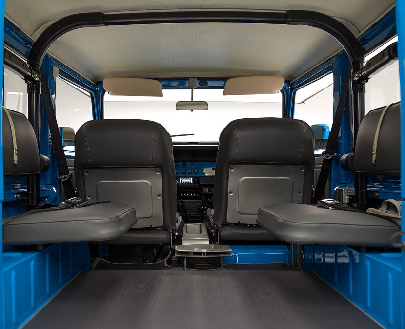 rear-jump-seats.jpg