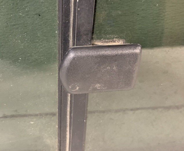 rear latch3.jpg