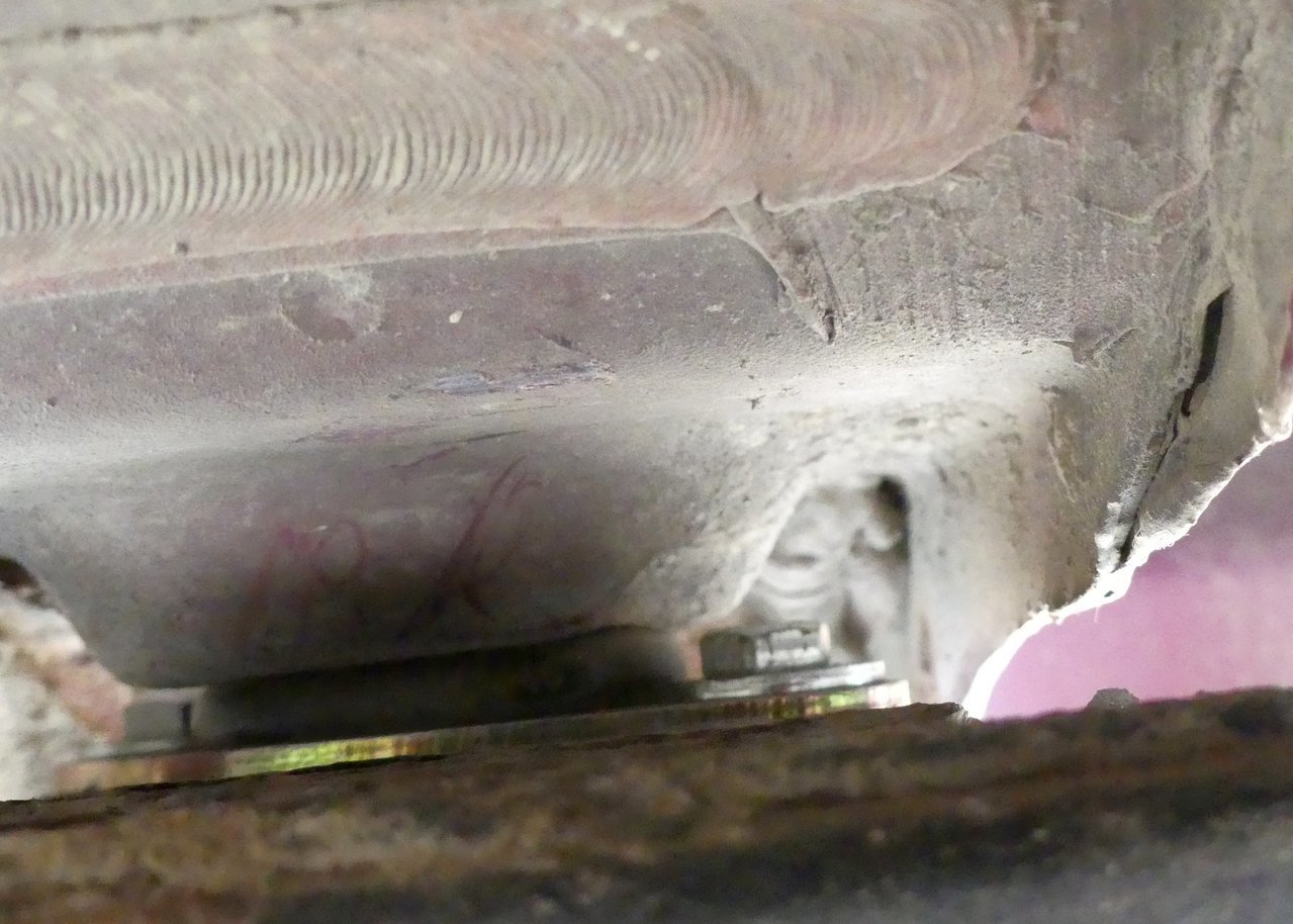 rear passenger.jpg
