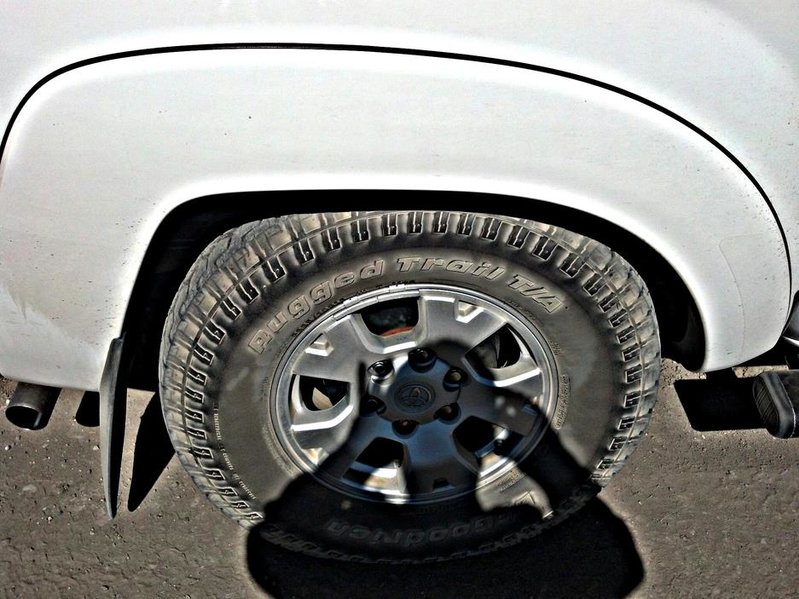 rear passenger tire.jpg
