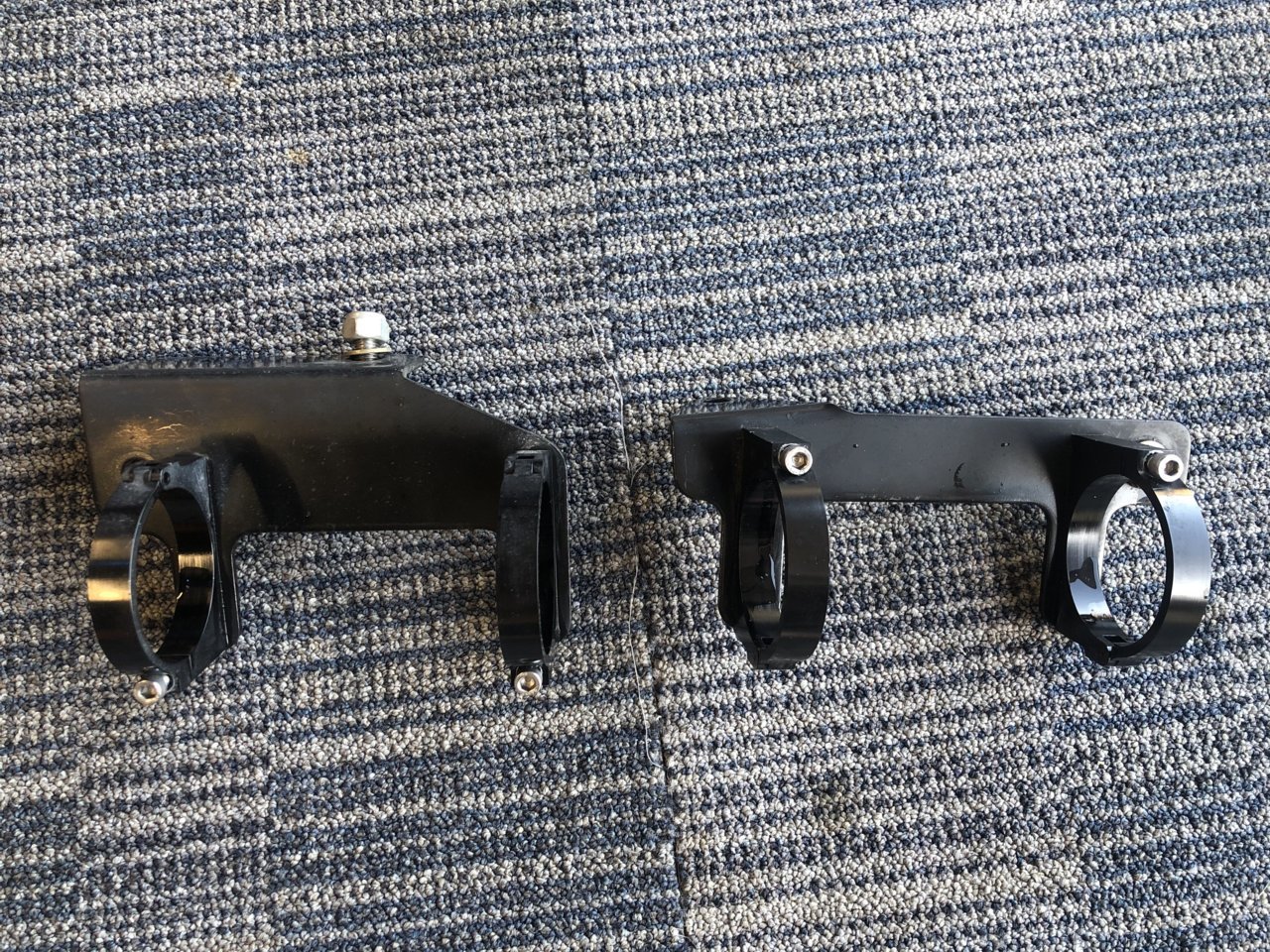 Rear Resevoir Brackets.jpg