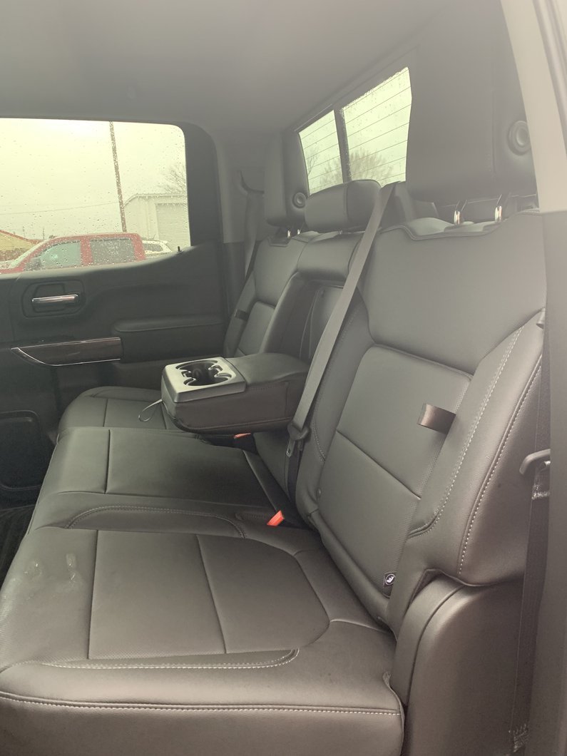 Rear seat armrest.jpg