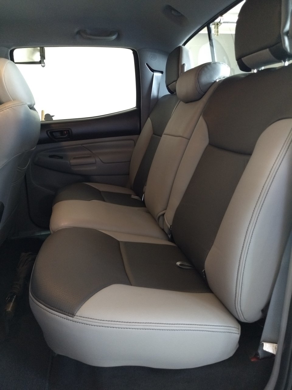 Rear Seats.jpg