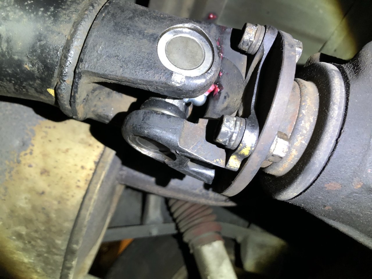 rear u joint.jpg