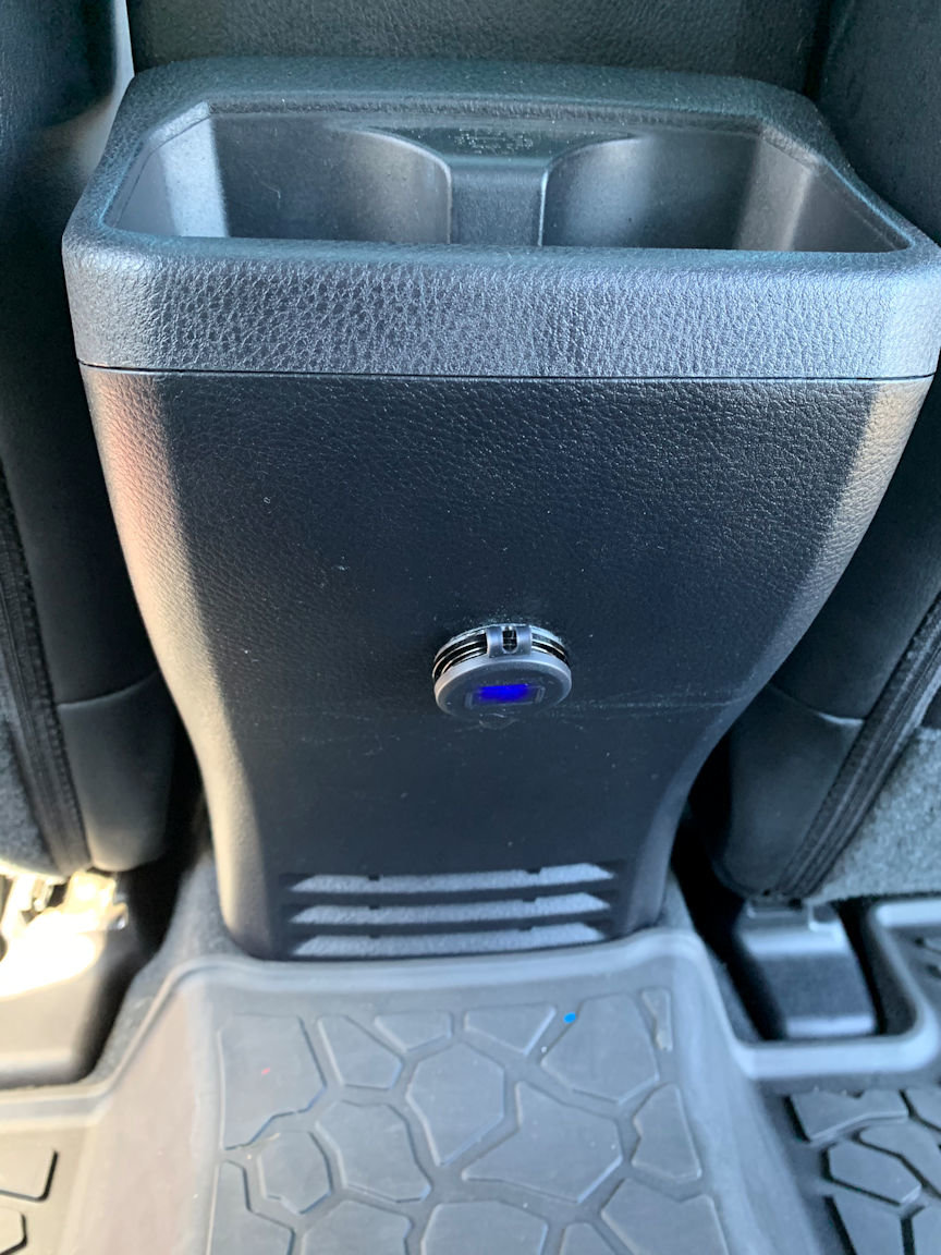 Rear USB 7.jpg