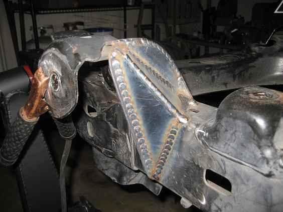 rear4_6fa5f9c8cacdb19a0809e73b102df74899e7c850.jpg