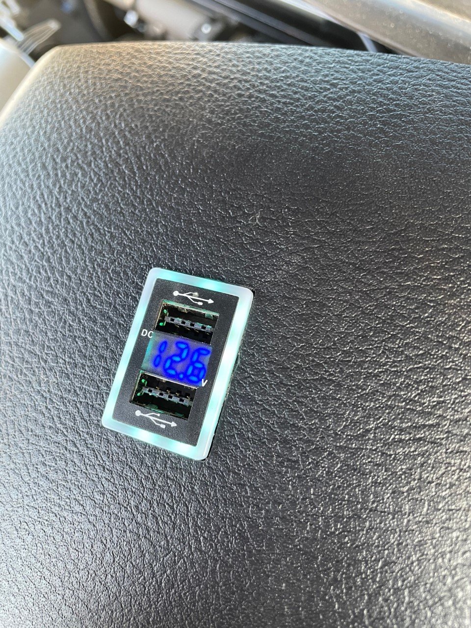 Rear_USB_Taco_04.jpg