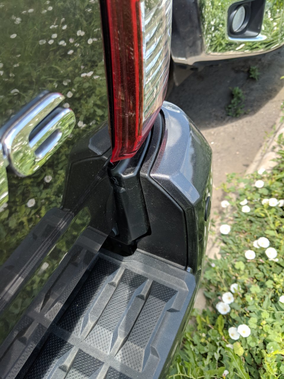 rearbumperpassengerside.jpg
