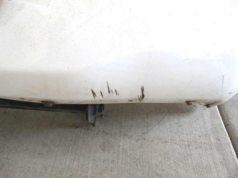 rearbumperscratch1_e27c7eb04f1399c76a77cee08a9c9caa48a91c06.jpg