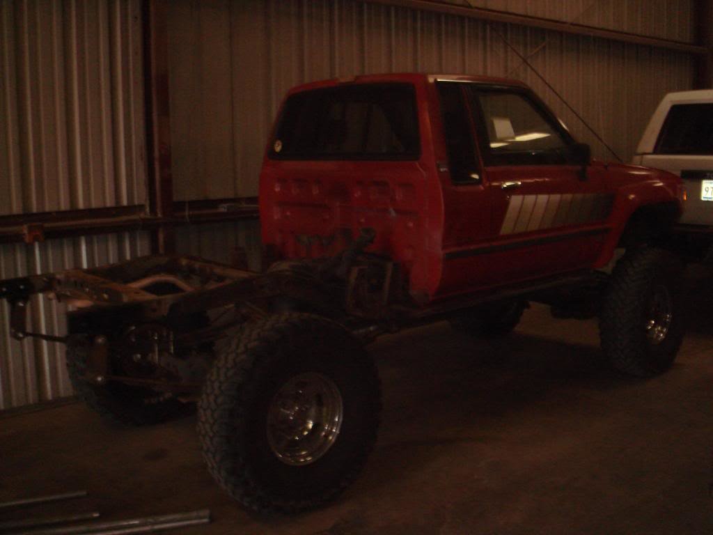 rearquarter_b71995c6d7d318a87b77ad92b59e74ce316d5479.jpg