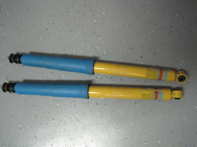 RearShocks3_943eb28e88bf1f4cdc54b8fd598140636560b12a.jpg