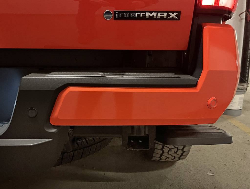 RearSpkr1.jpg