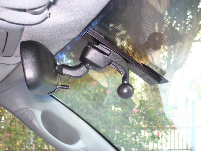 Rearview Bracket w: RAM mount-1.jpg