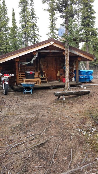 recent trapper cabin TW s.jpg