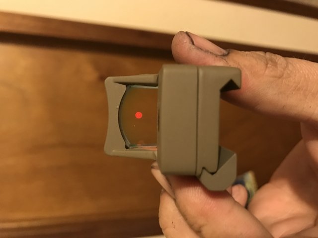reddot1.jpg