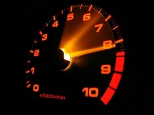 redline_tach-300x225.jpg